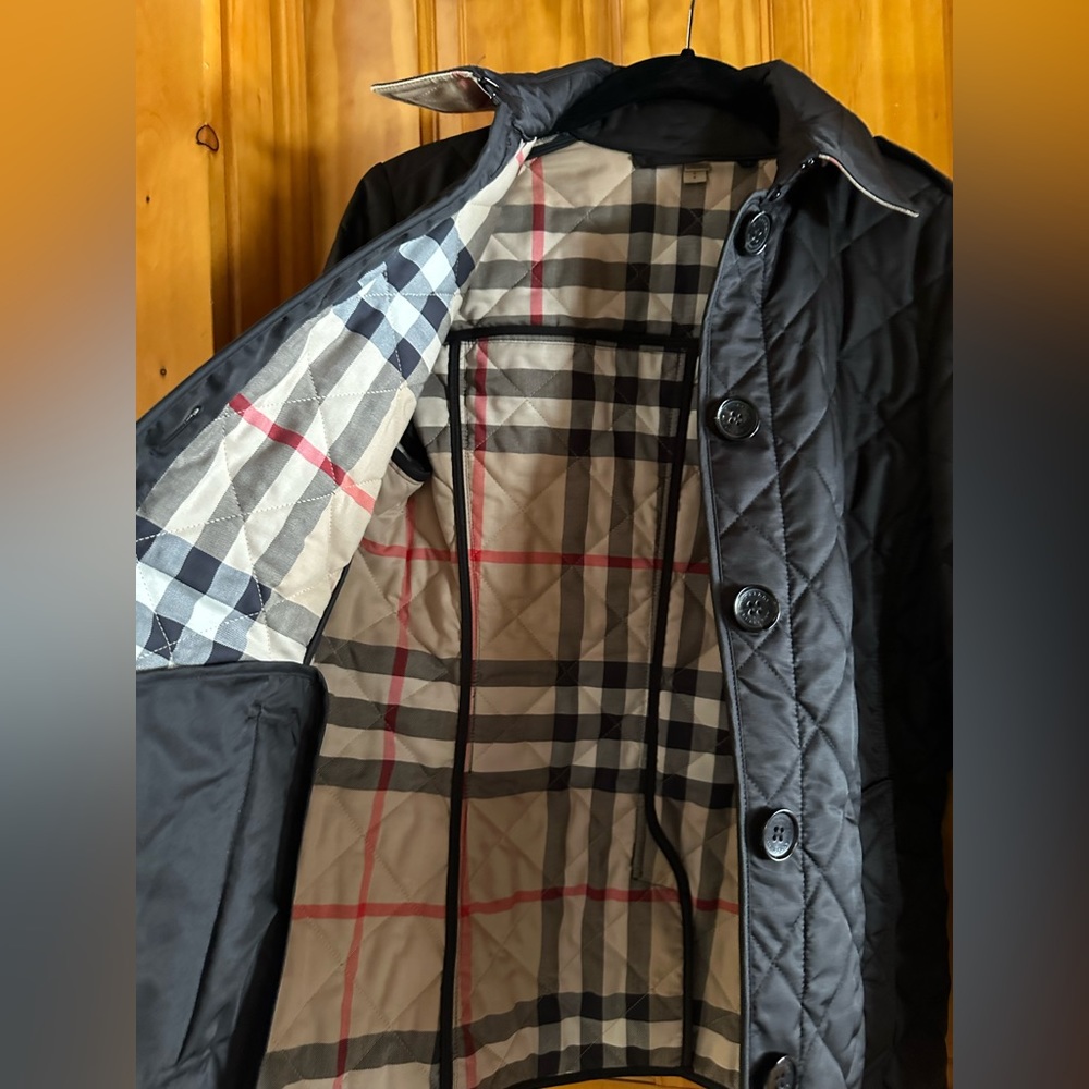 Burberry small black classic quilted jacket - barely used